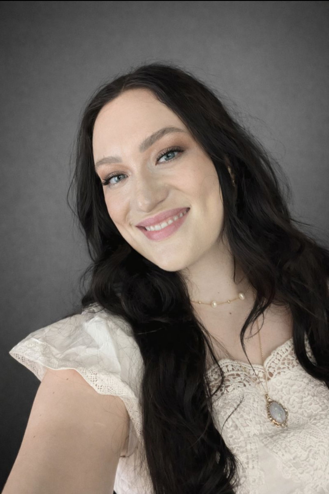 Eliza Hibbard in Chorus