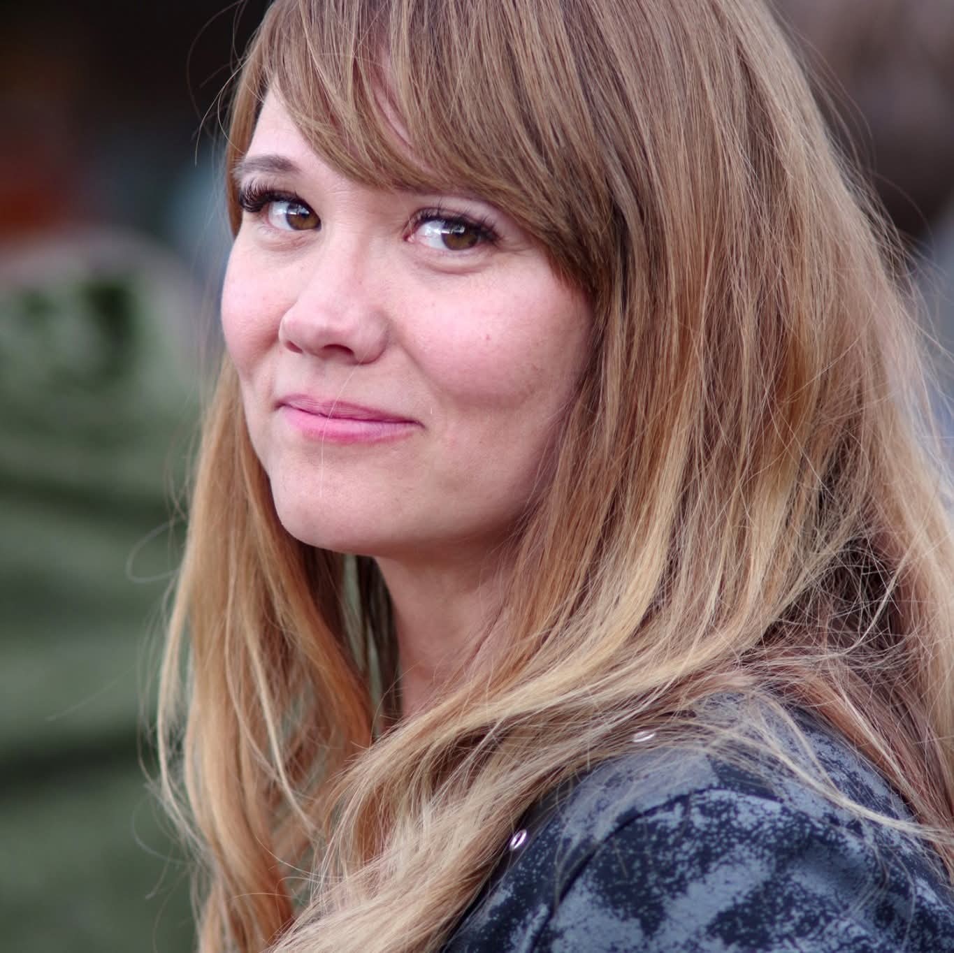 Kristi Hansen, Chorus